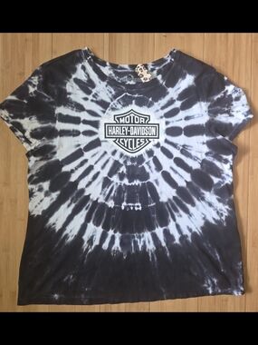 Harley-Davidson Black & White Tie-Dye Logo Tee